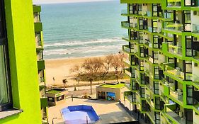 Ace Apartment Alezzi Beach